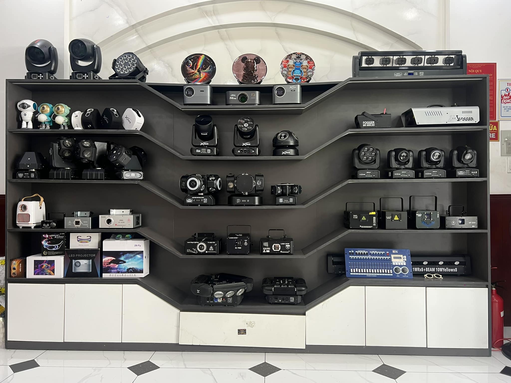 Đèn bay phòng DAC Light chính hãng, ánh sáng LED RGB