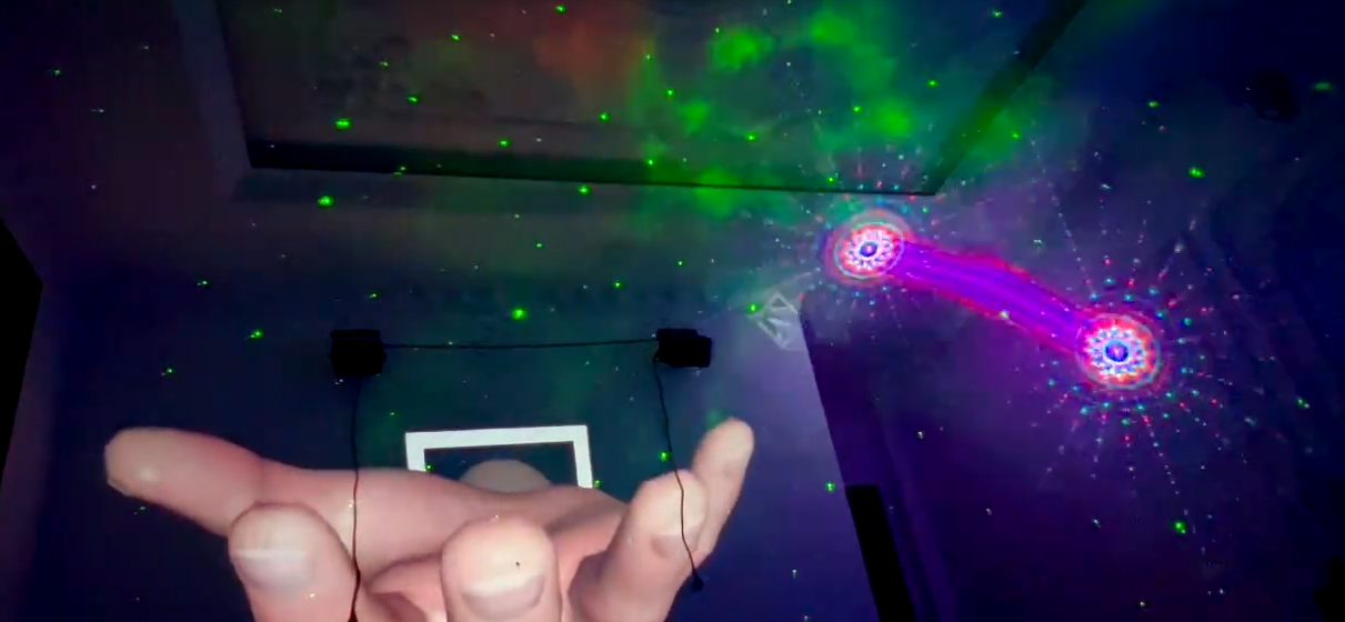 Phòng chill sử dụng đèn bay phòng mini nhiều màu